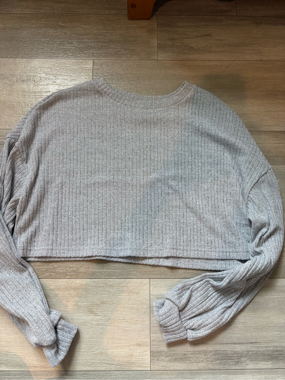 SHEIN Light Gray Ribbed Cropped Long-Sleeve Top